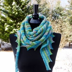 Shawl or scarf crochet pattern by Darleen Hopkins