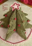 Festive Christmas tree crochet pattern by Darleen Hopkins #CbyDH