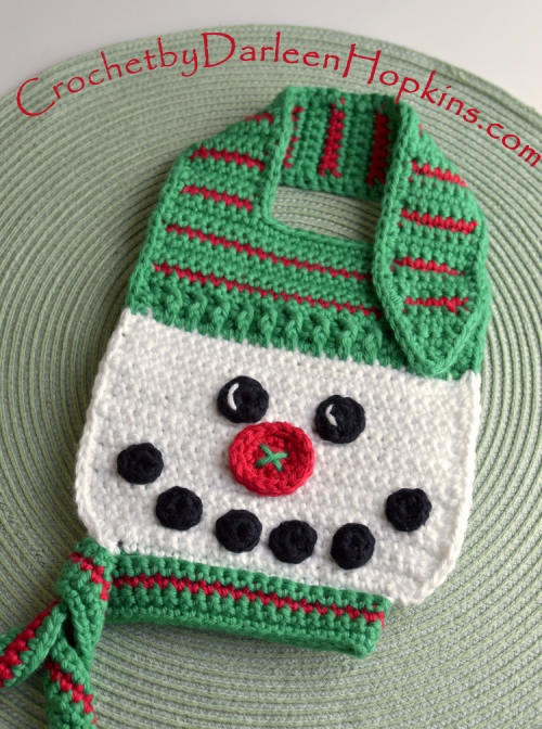 Snowman bib crochet pattern by Darleen Hopkins, button nose. #CbyDH